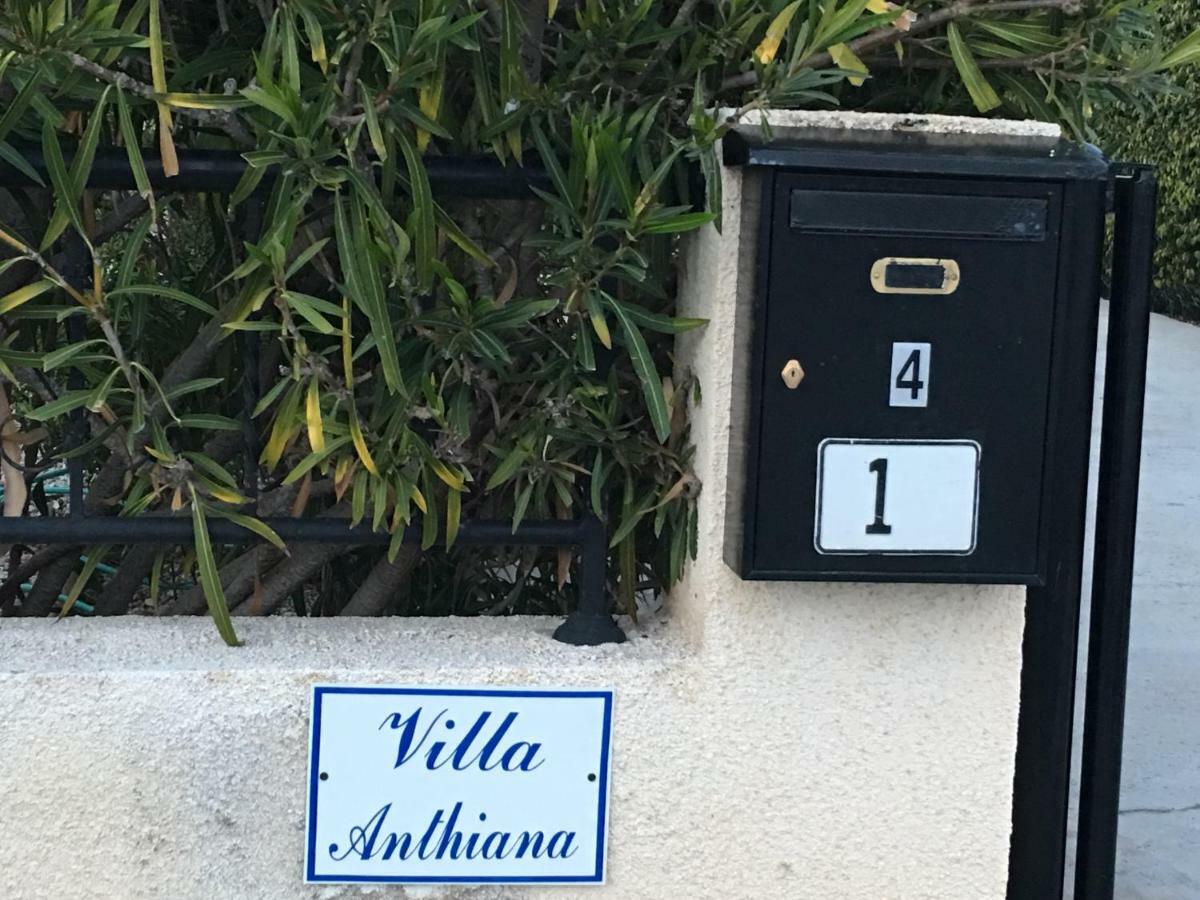 Villa Anthiana コーラル・ベイ エクステリア 写真